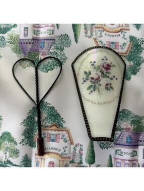 Vintage small rug beater and night light shade cover with floral design
